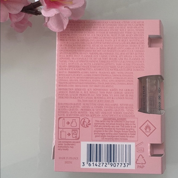 Giorgio Armani My Way Pink Fragrance - Picture 2 of 4